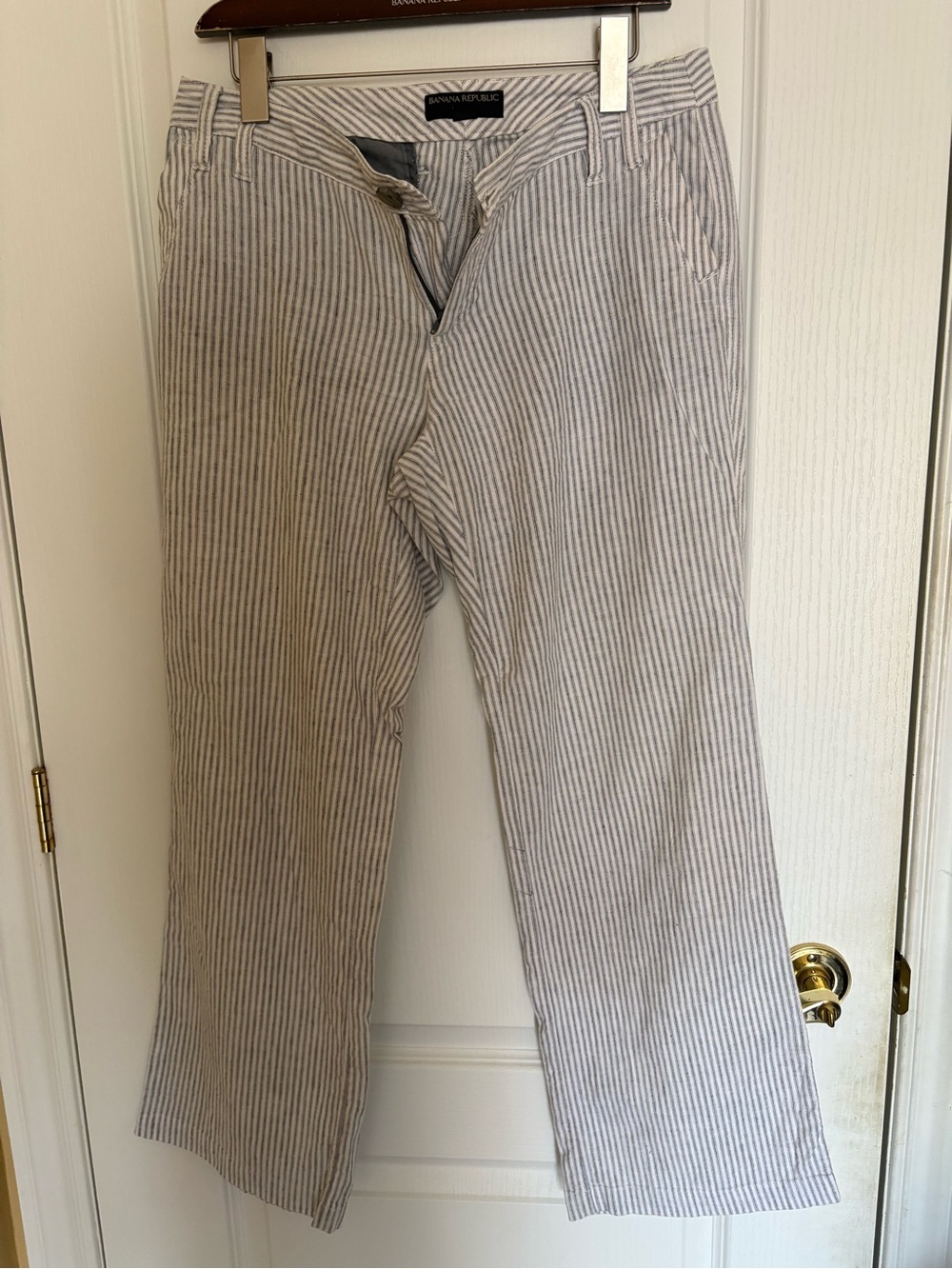 Banana Republic women’s White and Gray Striped Chinos